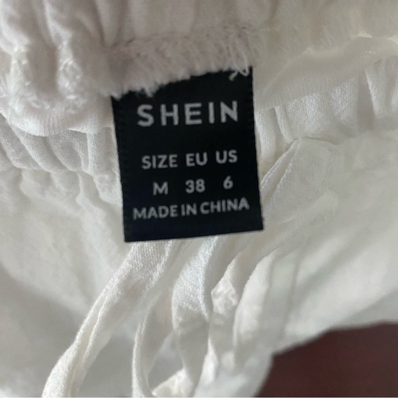 White Linen Shorts - Picture 4 of 5